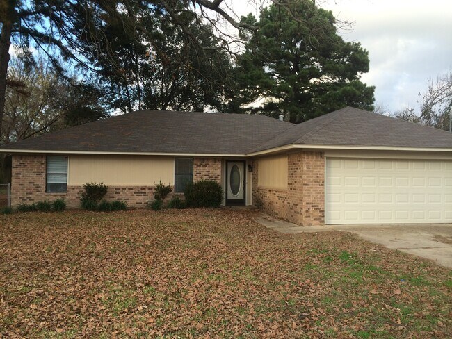 Building Photo - 10616 Debbie Ln