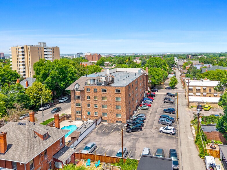 Building Photo - 1260 York St
