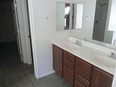 Building Photo - SPACIOUS 2,314 SQUARE FT Home