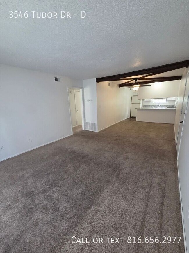 Building Photo - 3546 Tudor Dr