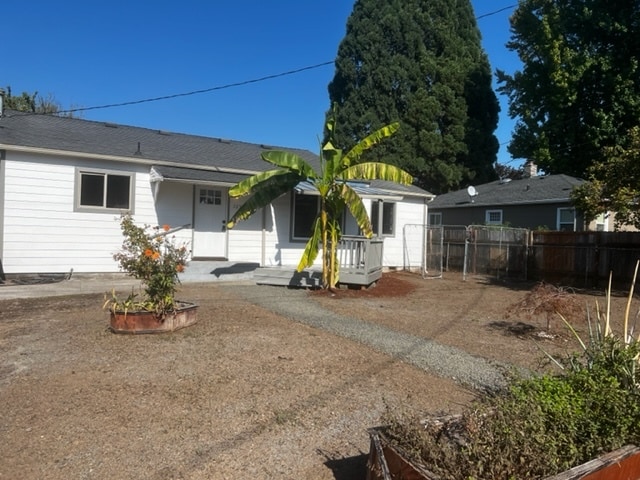 Primary Photo - 725 16th Pl SE
