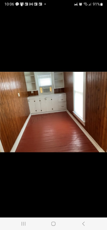 Building Photo - 534 N Pottenger Ave