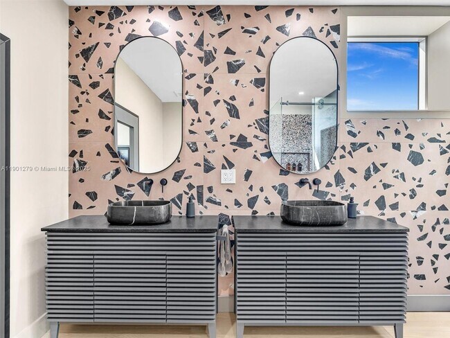 Building Photo - 7934 West Dr