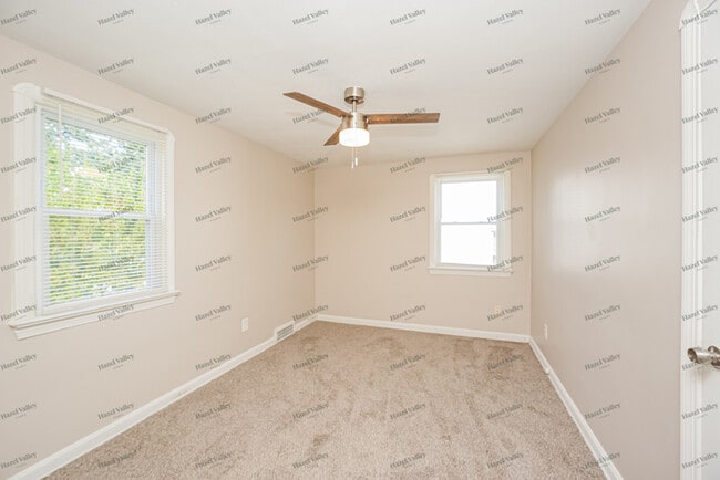 Building Photo - 17207 Stockbridge Ave