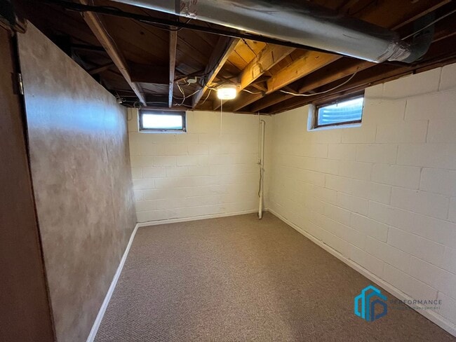 Building Photo - 1819 N 58th St