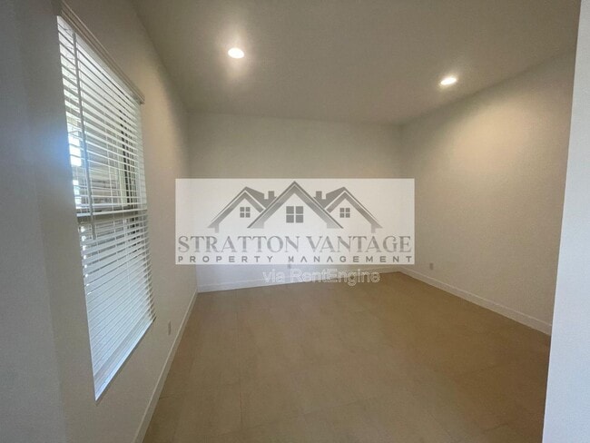 Building Photo - 20457 E Silver Creek Ln