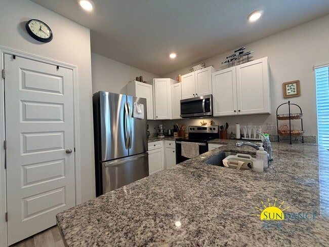 Building Photo - Beautiful 3BR Townhome with Smart Home Features Near Eglin & Hurlburt Field!