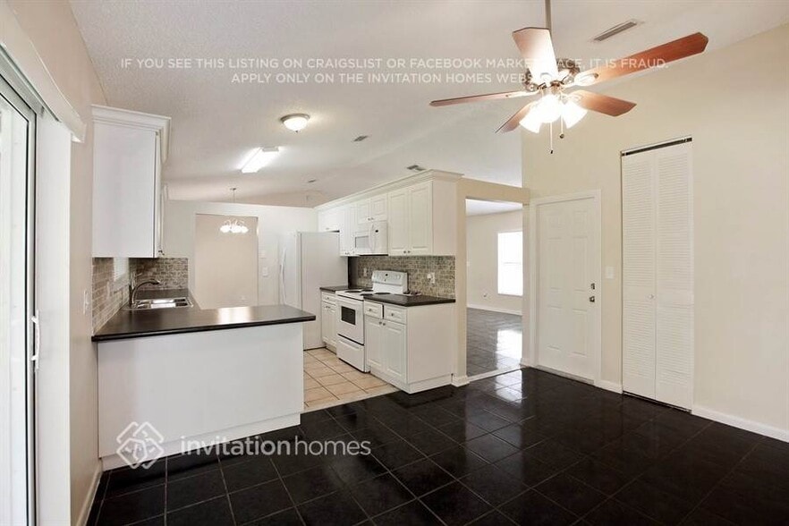 Building Photo - 11307 SW 167th St