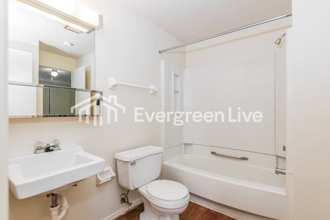 Building Photo - 8241 Schoolgate Dr