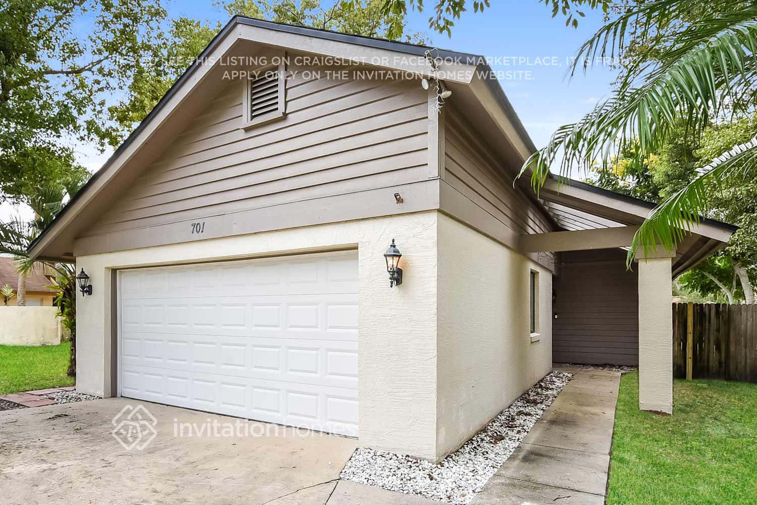Building Photo - 701 Lakeside Pl