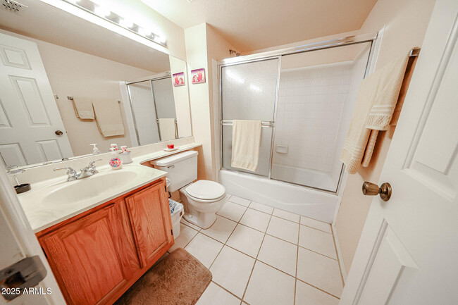 Building Photo - 9445 N 94th Pl