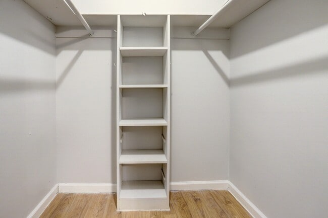 Building Photo - 1645 W Main St