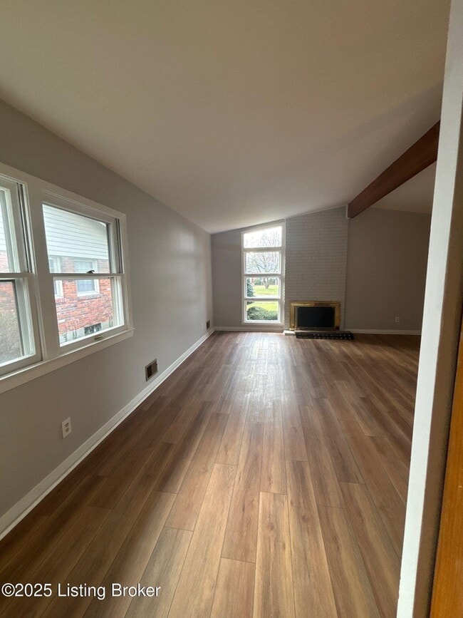 Building Photo - 1305 Abbeywood Rd