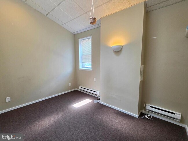 Building Photo - 4037 Baltimore Ave
