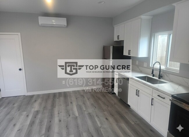 Building Photo - 4862 Fond Du Lac Ct