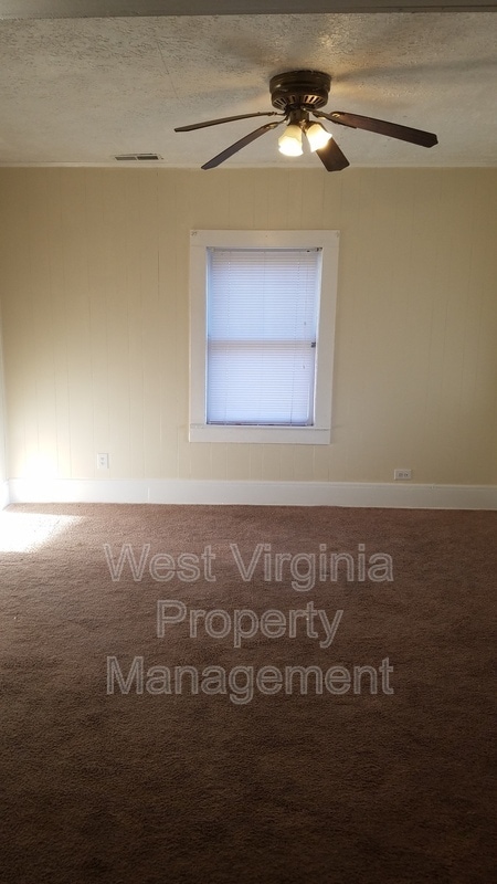 Building Photo - 200 Loflin St