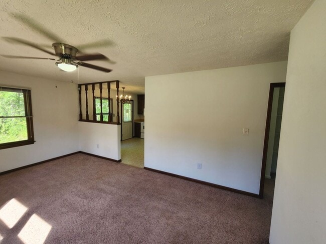 Building Photo - DUPLEX IN PRINCE GEORGE