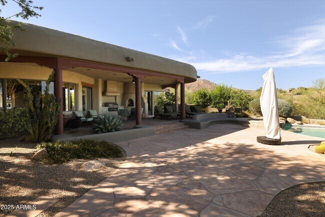 Building Photo - 10418 E Groundcherry Ln