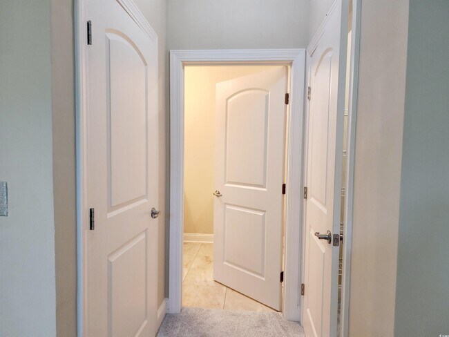 Building Photo - 128 Puffin Dr