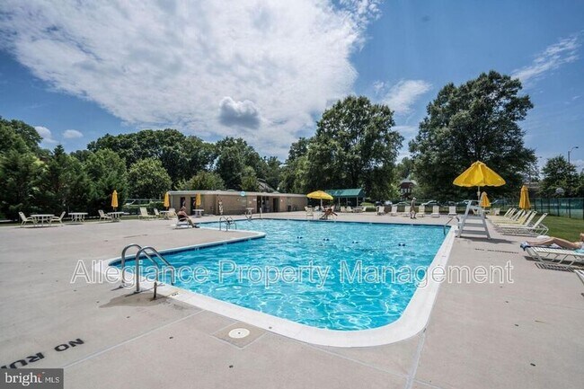 Building Photo - 1618 Fitzgerald Ln
