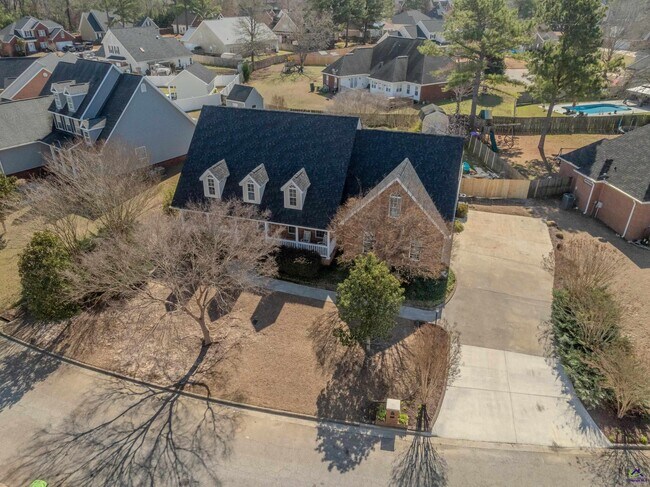 Building Photo - 611 Bay Laurel Cir