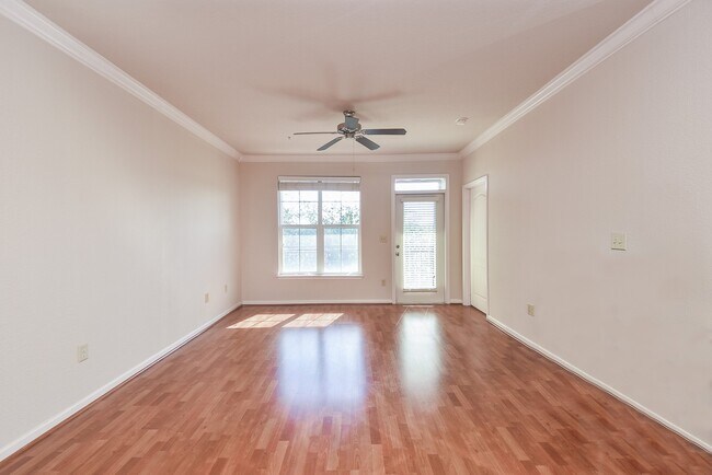 Building Photo - 1711 Old Spanish Trl