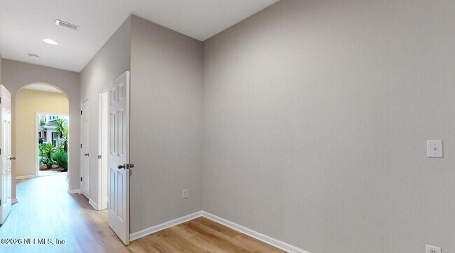 Building Photo - 5881 Moonstone Ct