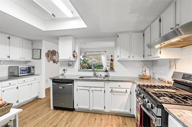 Building Photo - 115 Fair Haven Way