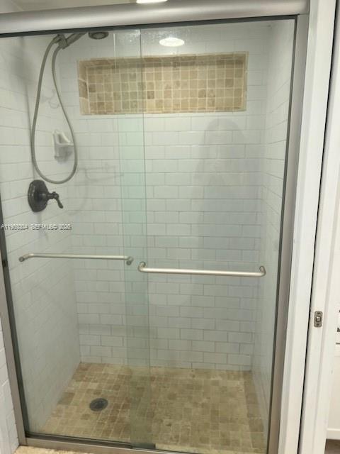 Building Photo - 13720 SW 90th Ave