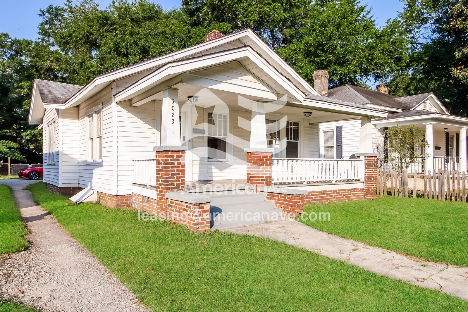 Building Photo - 3023 River Dr