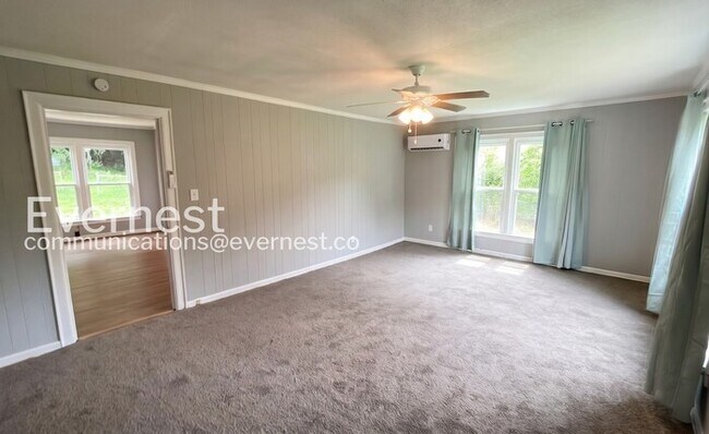 Building Photo - Simple Charm Meets Modern Comfort in Ringgold / 2 Bed & 1 Bath / Pet Friendly / Available Now!
