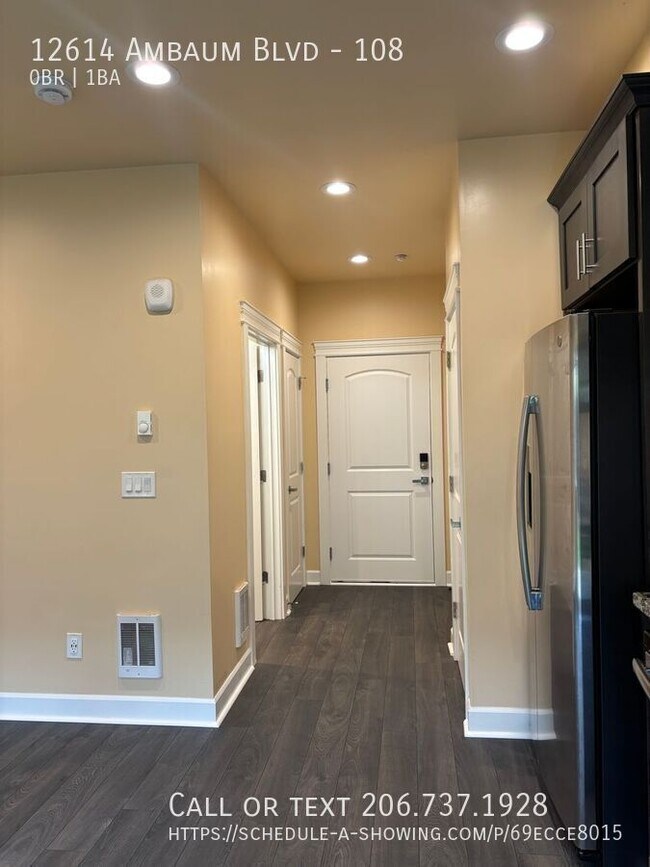 Building Photo - 12614 Ambaum Blvd SW