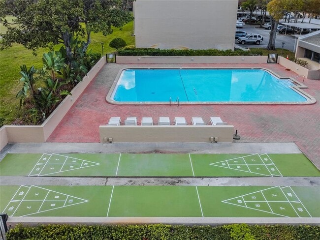 Building Photo - 13618 Greenfield Dr