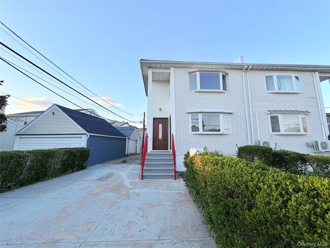 Building Photo - 239-13 86th Ave