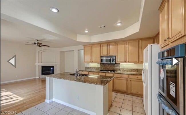Building Photo - 10677 Sapphire Vista Ave