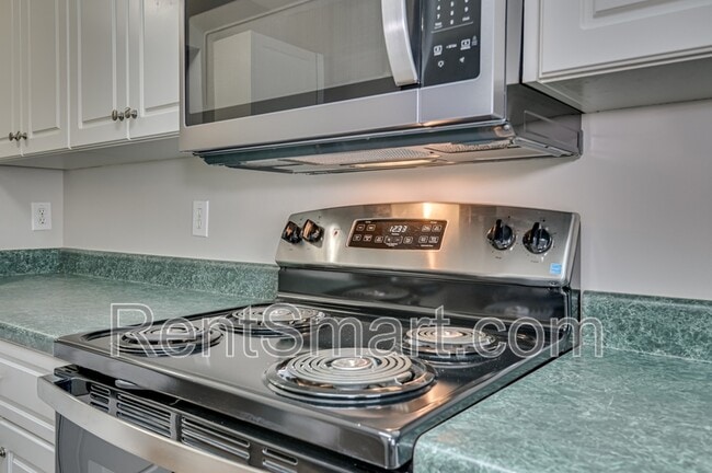 Building Photo - 4686 Brookwood Ln