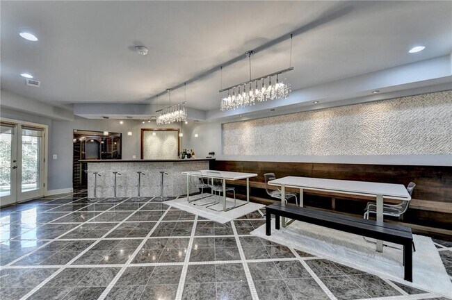 Building Photo - 8330 Royal Melbourne Way