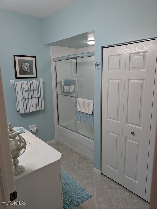 Building Photo - 19460 Cromwell Ct