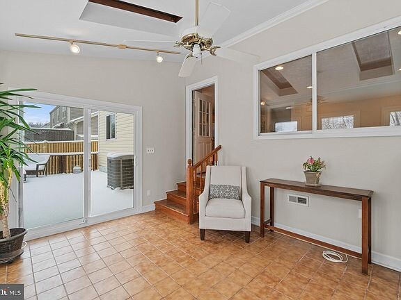 Building Photo - 312 Samantha Dr