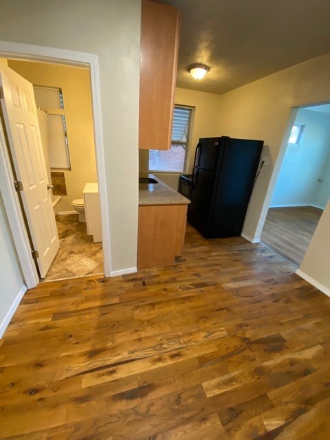 Updated kitchen and bath - 5024 Chippewa St
