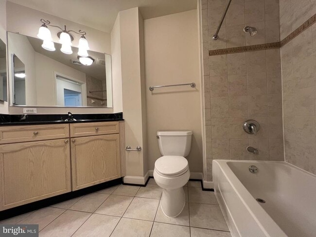 Building Photo - 485 Harbor Side St