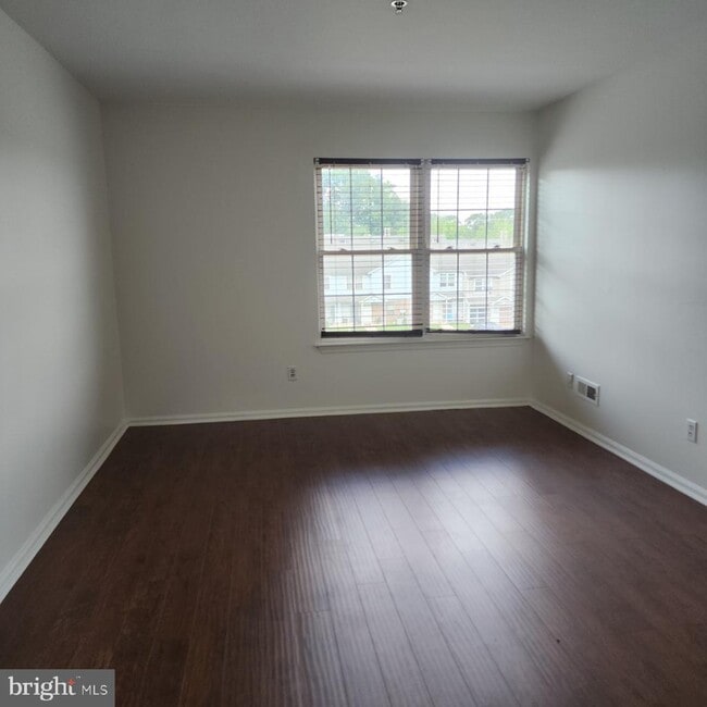 Building Photo - 212 Highland Blvd