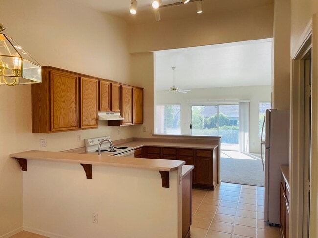 Building Photo - 1815 W Trail Blazer Dr