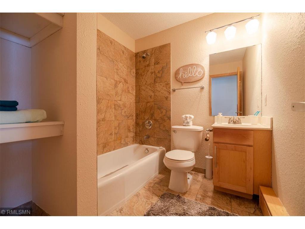 Building Photo - 2532 1st Ave S