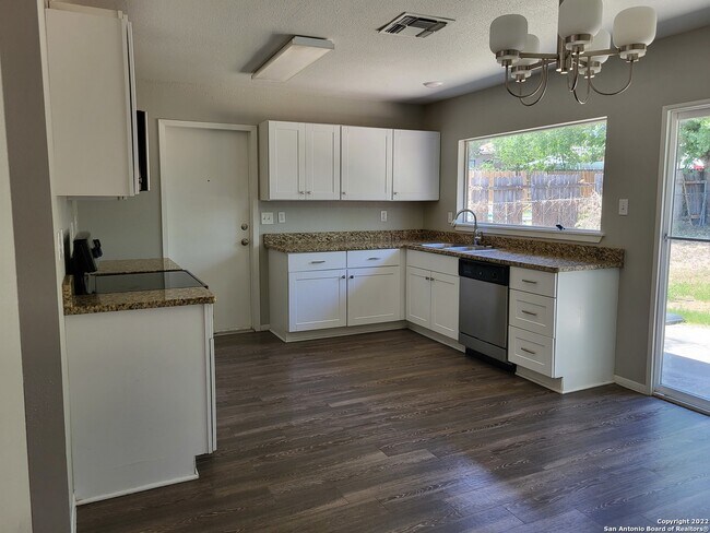 Building Photo - 9415 Quicksilver Dr