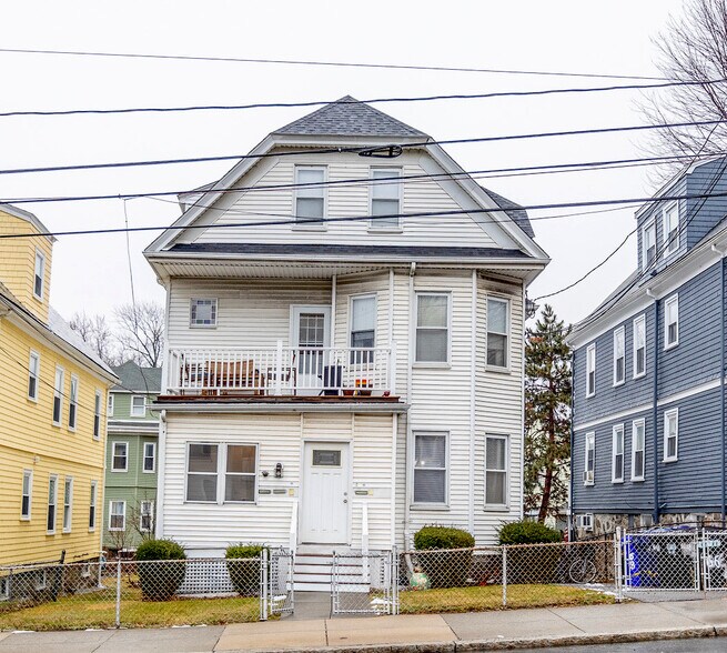 Building Photo - 66 Brooks St