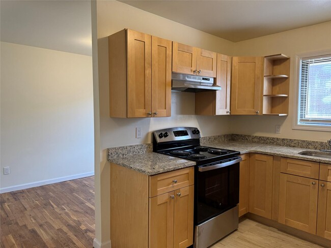 Building Photo - 62 Hiddink St