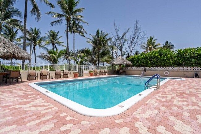 Building Photo - 401 Briny Ave