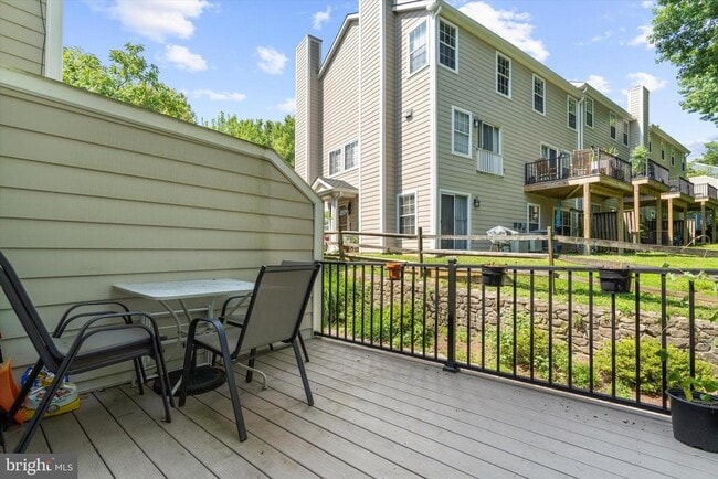 Building Photo - 4870 Dorsey Hall Dr