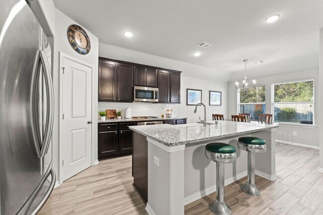 Building Photo - 3815 Wright's Landing Dr